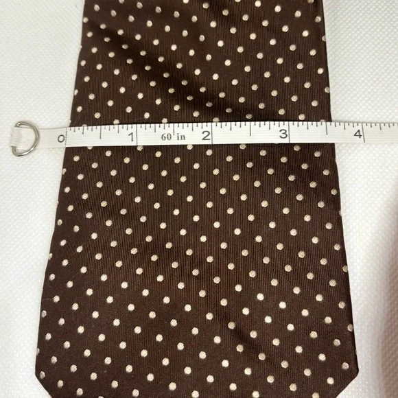 Banana Republic brown polka dot tie 100% silk - Picture 6 of 6